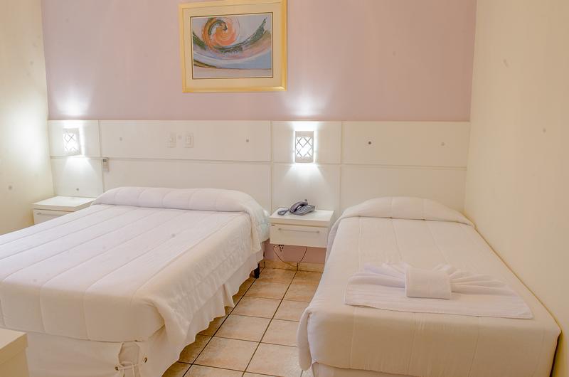 27 Praia Hotel - Frente Mar Бертиога Экстерьер фото