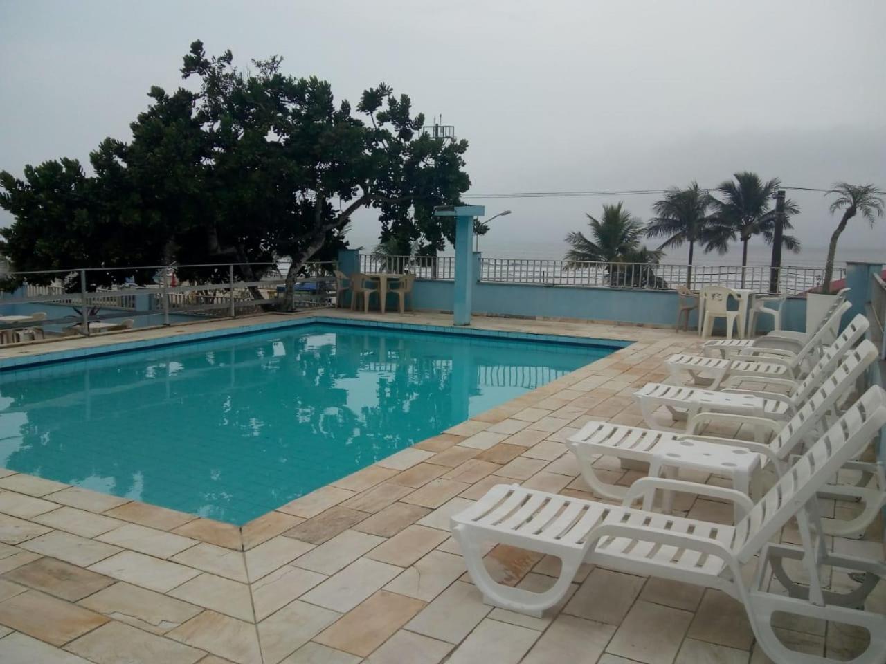27 Praia Hotel - Frente Mar Бертиога Экстерьер фото